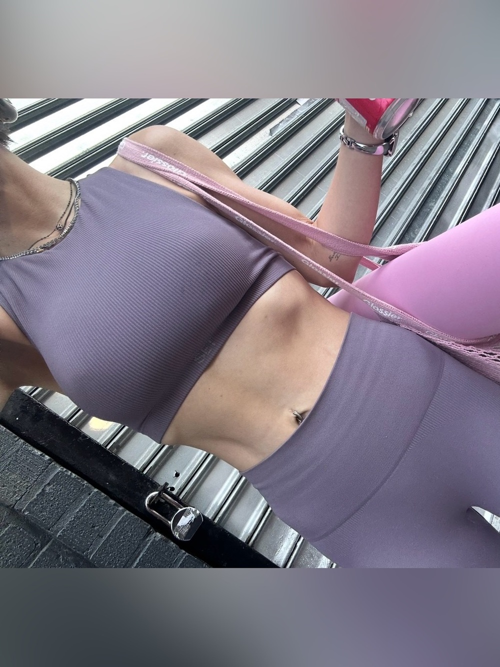 purple Set Active bra/leggings, sculptflex material